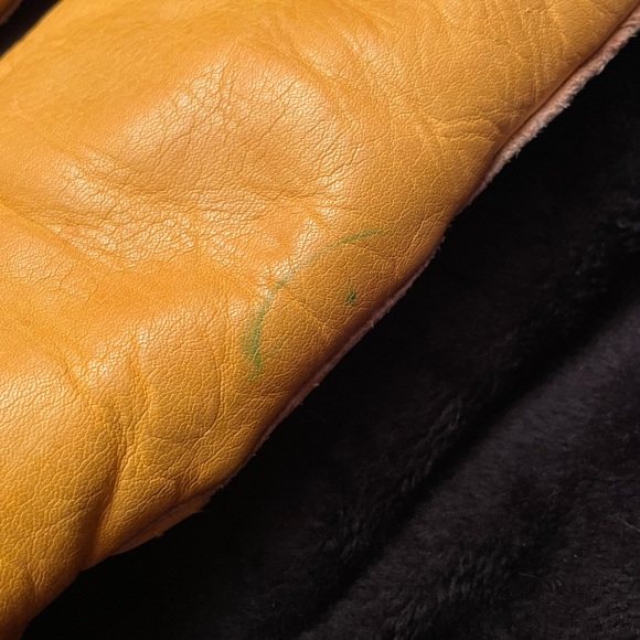 Vintage Genuine Cowhide Fleece Lined Gloves Fits Like a Woman’s Medium - Picture 5 of 6